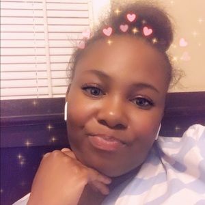 Meet your Posher, Jasmine